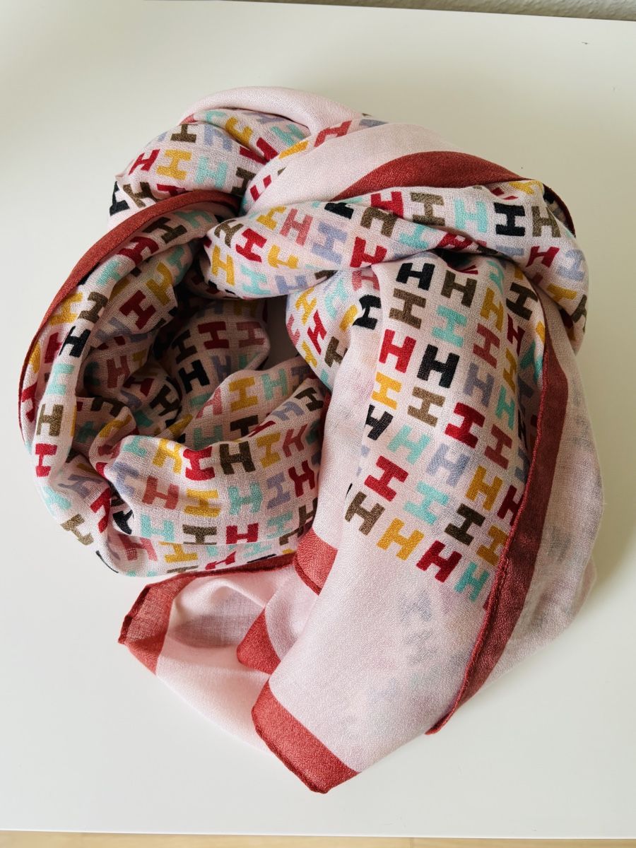 Foulards, Tücher & Schals: Attraktiver Schal mit bunten Details – Neu (gemäss Beschreibung) aus Oberengstringen von Marling 1