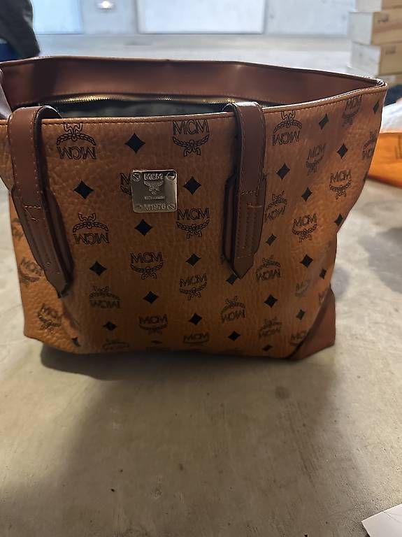 Taschen für Damen: Tasche MZM – Gebraucht aus Basel von pau_s6pv 1