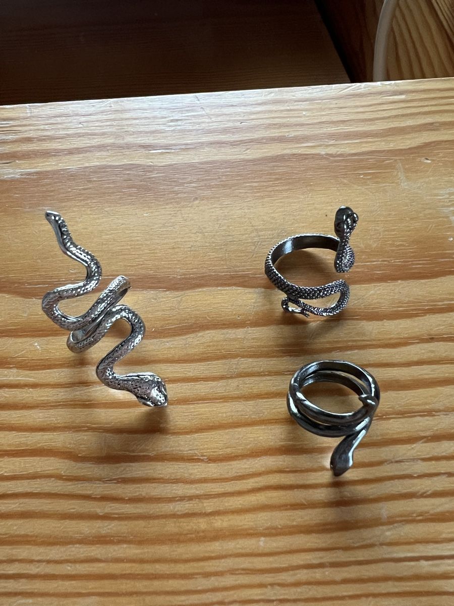 Anelli: Schlangen Ringe Set - Silberfarben, Modeschmuck, Neu! – Nuovo (secondo la descrizione) da Therwil venduto da Mucjing
