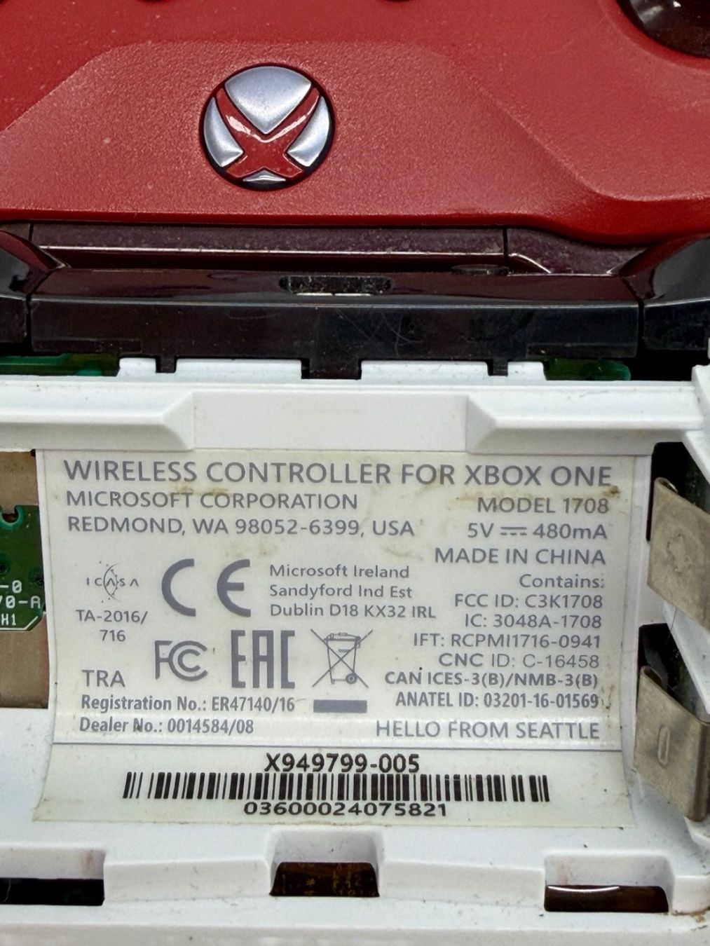 Microsoft Controller: 2x Manettes Xbox One - Rouge et Blanche – Usato da Morges venduto da Novantica 2