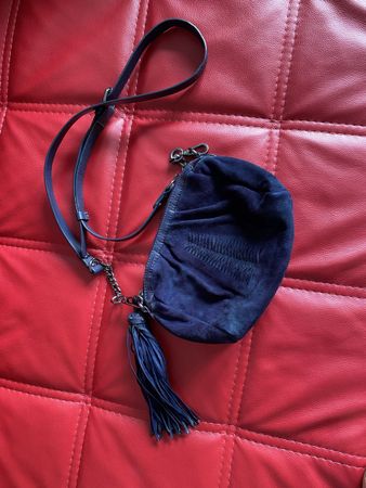 Dunkelblaue Wildleder Handtasche von Beck Söndergaard