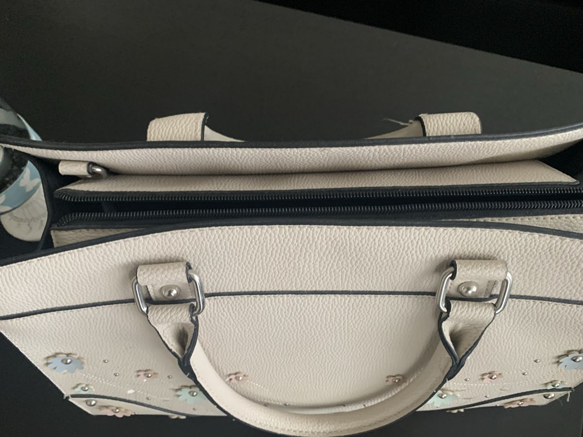 Sacs femmes: Handtasche – Neuf (Voir description) à Emmen par ama_8wmn 5