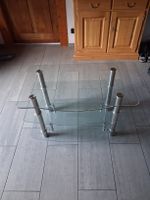 Glas Couchtisch Metallgestell vier Etagen guter Zustand