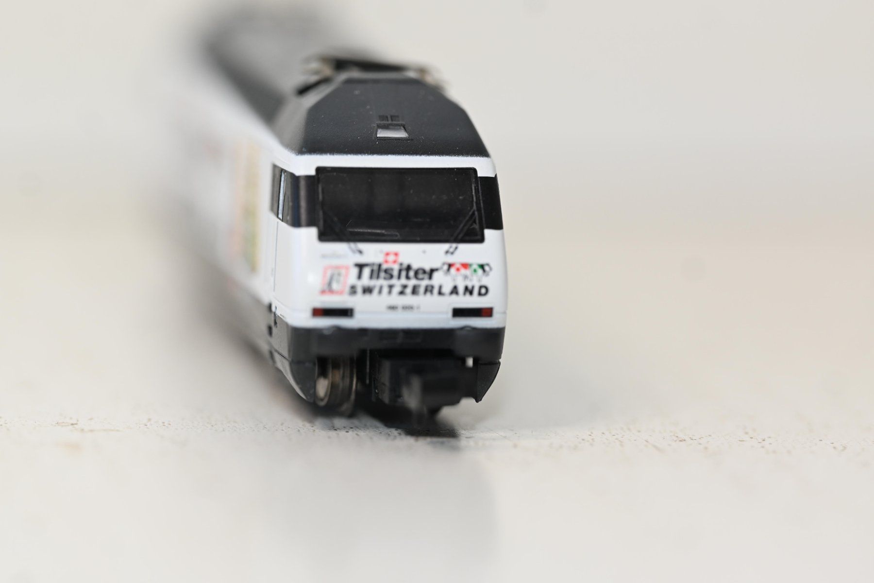 Trix Modellini di ferrovie: SBB Re 460 Tilsiter Minitrix Spur N mit OVP – Usato da Laupen ZH venduto da Zmoewe 6