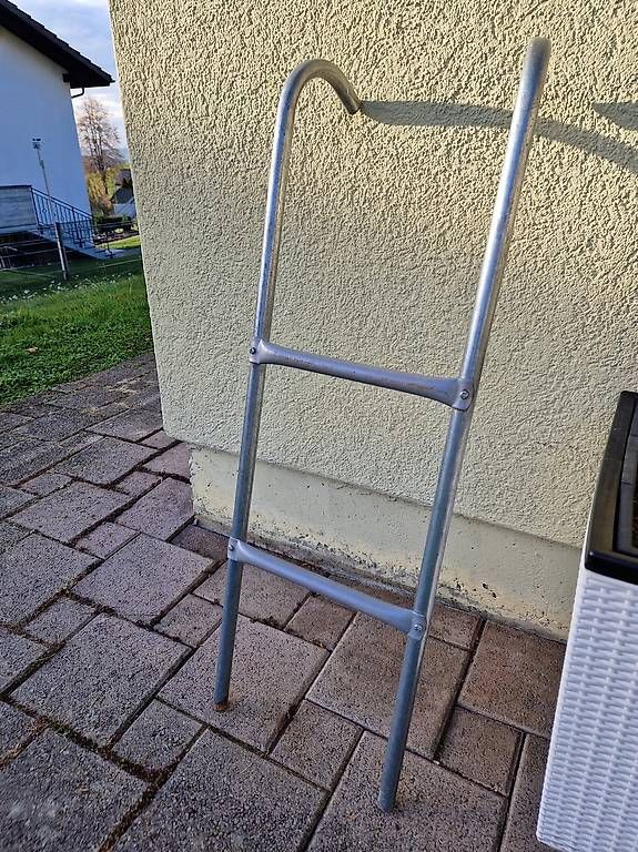 Scale: Leiter für Trampolin – Usato da Gommiswald venduto da kawarunner