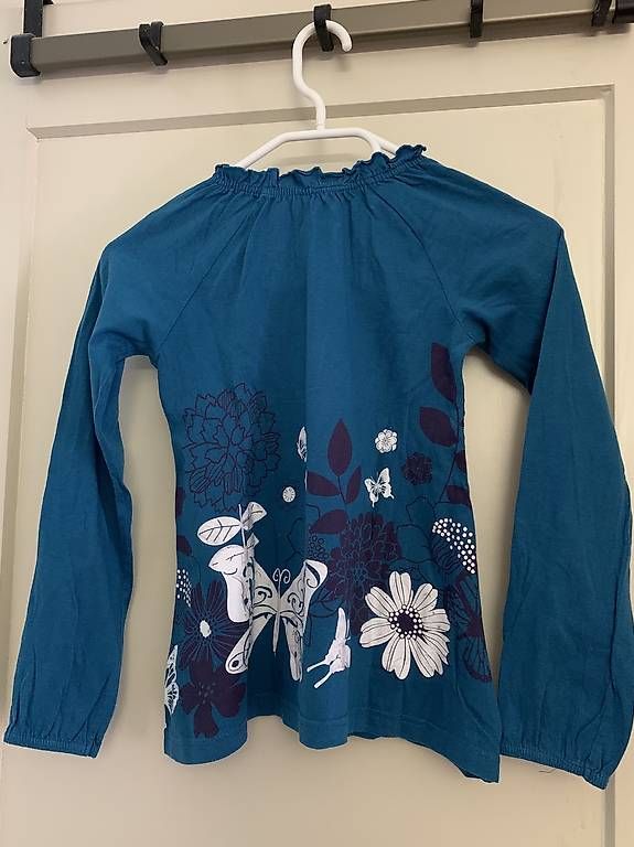 Camicette, T-shirt & Top: Mädchen Shirt mit Blumen  – Usato da Zürich venduto da lil_xr6x 1