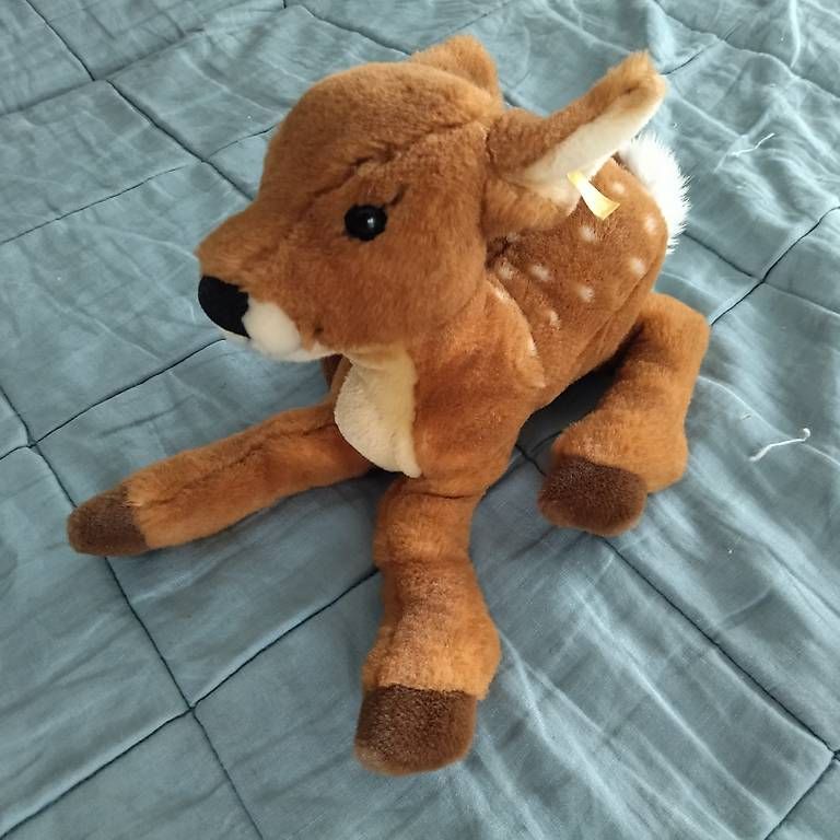 Steiff Giocattoli: Steiff Plüschtier Bambi 35 cm hoch – Usato da Aathal - Seegräben venduto da anny44