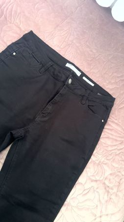 Schwarze Jeans Gr. 40 von H&M, perfekt für den Herbst 🍂