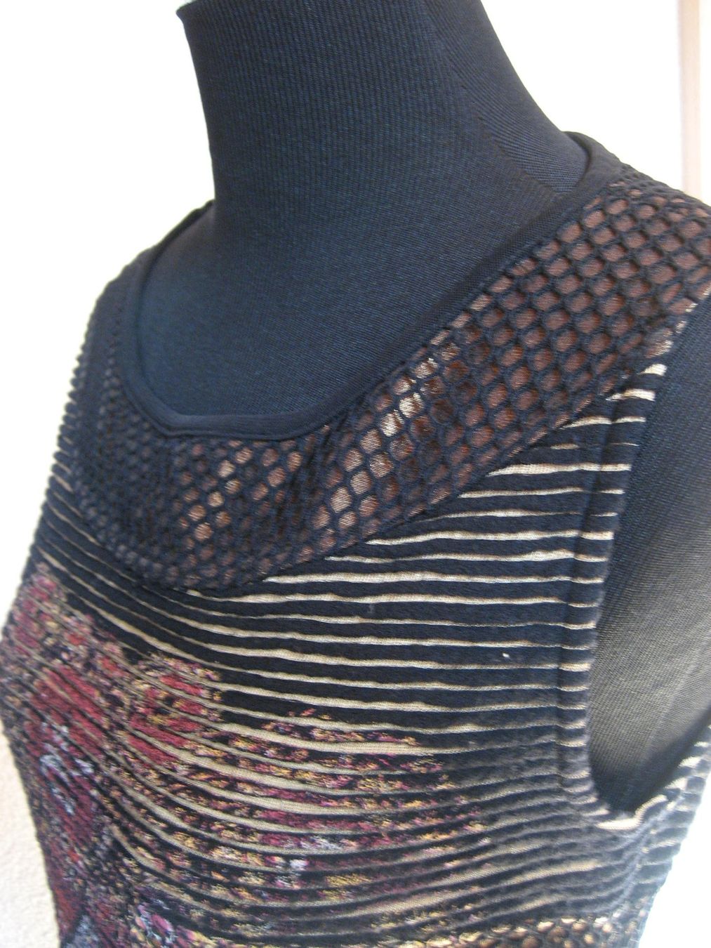 Vestiti: Robe en laine Save the Queen taille L – Nuovo (secondo la descrizione) da Delémont venduto da marryb 7