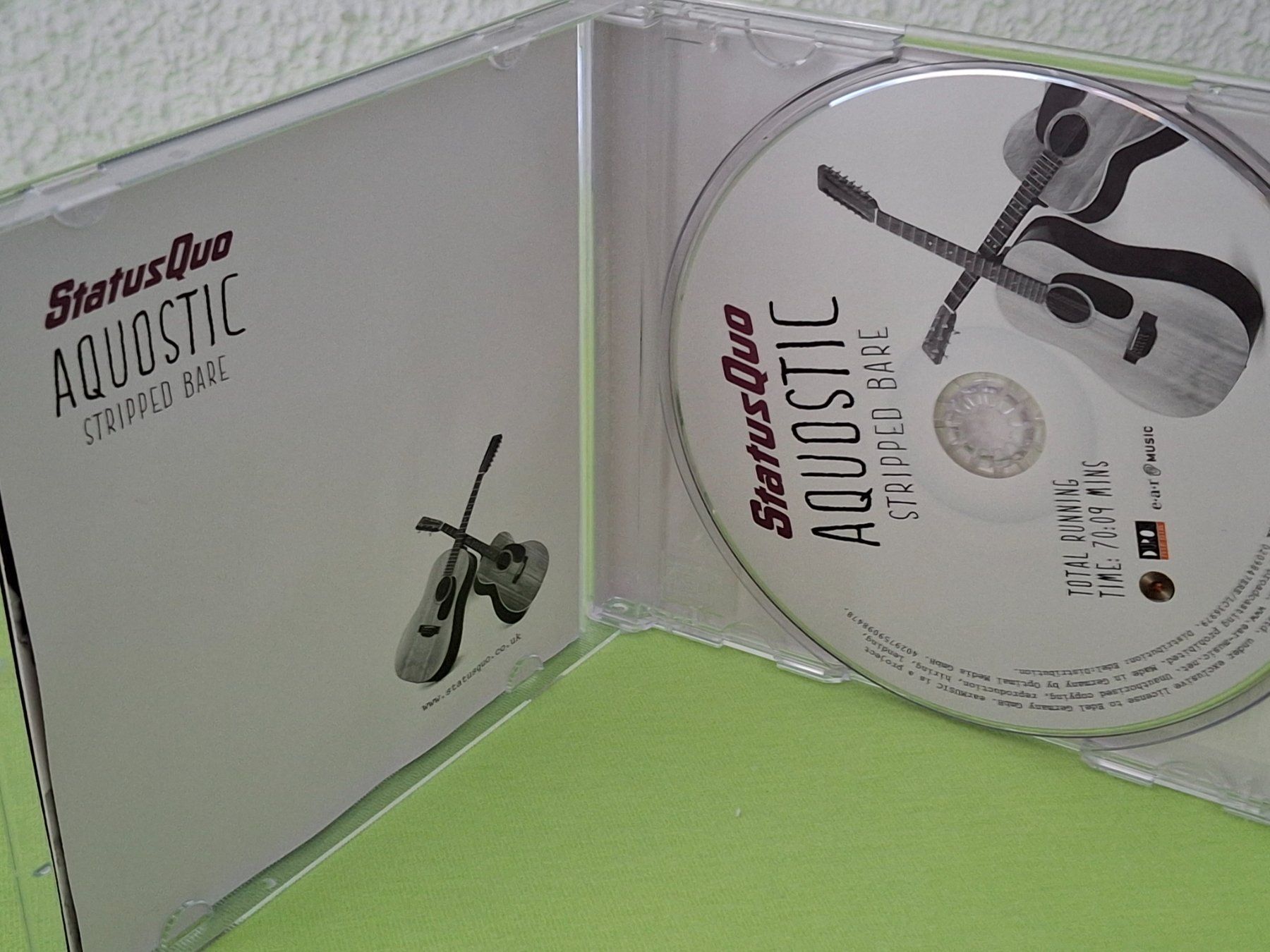 CD: CD Status Quo - Aquostic (Stripped Bare) – Usato da Aarberg venduto da Jackup1 2
