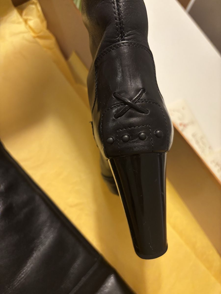 Tod'S Damenschuhe: Tod’s Stiefeln – Gebraucht aus Basel von des_7yv2 1