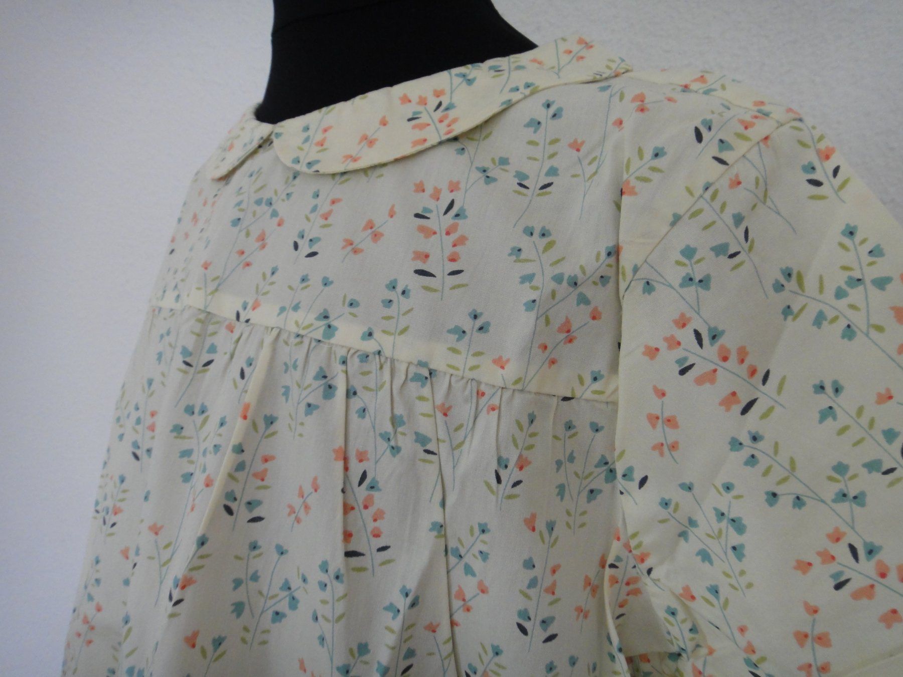 Camicette, T-shirt & Top: Neue Bluse "Bonnet à Pompon" Baumwolle 12 Jahre – Nuovo (secondo la descrizione) da Winterthur venduto da LemonTree5 2