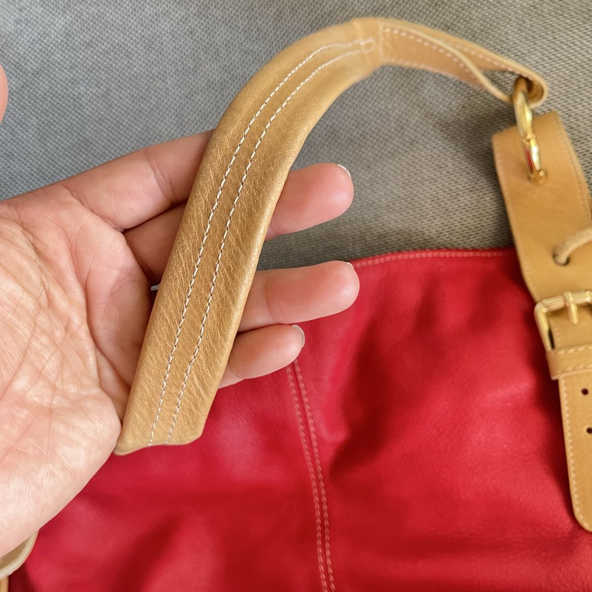 Taschen für Damen: Wunderschöne Schulter Tasche aus Leder - Rot & Beige – Gebraucht aus Bern von dek_7bjd 8