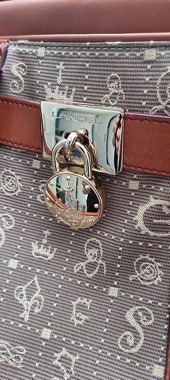 Lancel Borse da donna: Lancel Der Code einer großen Liebe – Usato da Wohlen AG venduto da fle_wj97 4
