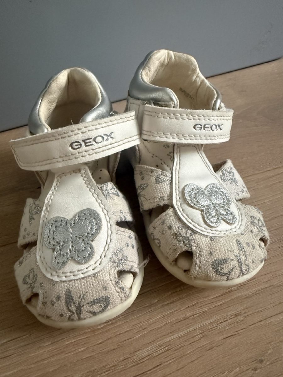 Geox Scarpe per ragazzi: Geox Sandalen Gr. 19 – Usato da Allschwil venduto da EmmiJa