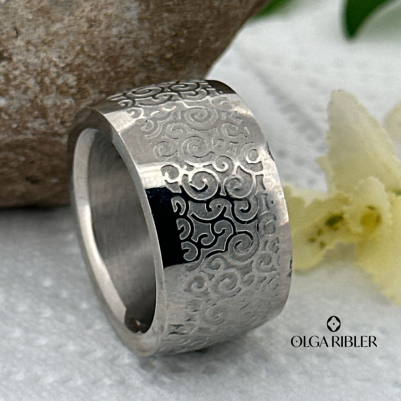 Olga Ribler Anelli: Massiver Ring Edelstahl - matt - Grösse 57 – Nuovo (secondo la descrizione) da Luzern venduto da Schmuckoutlet 2