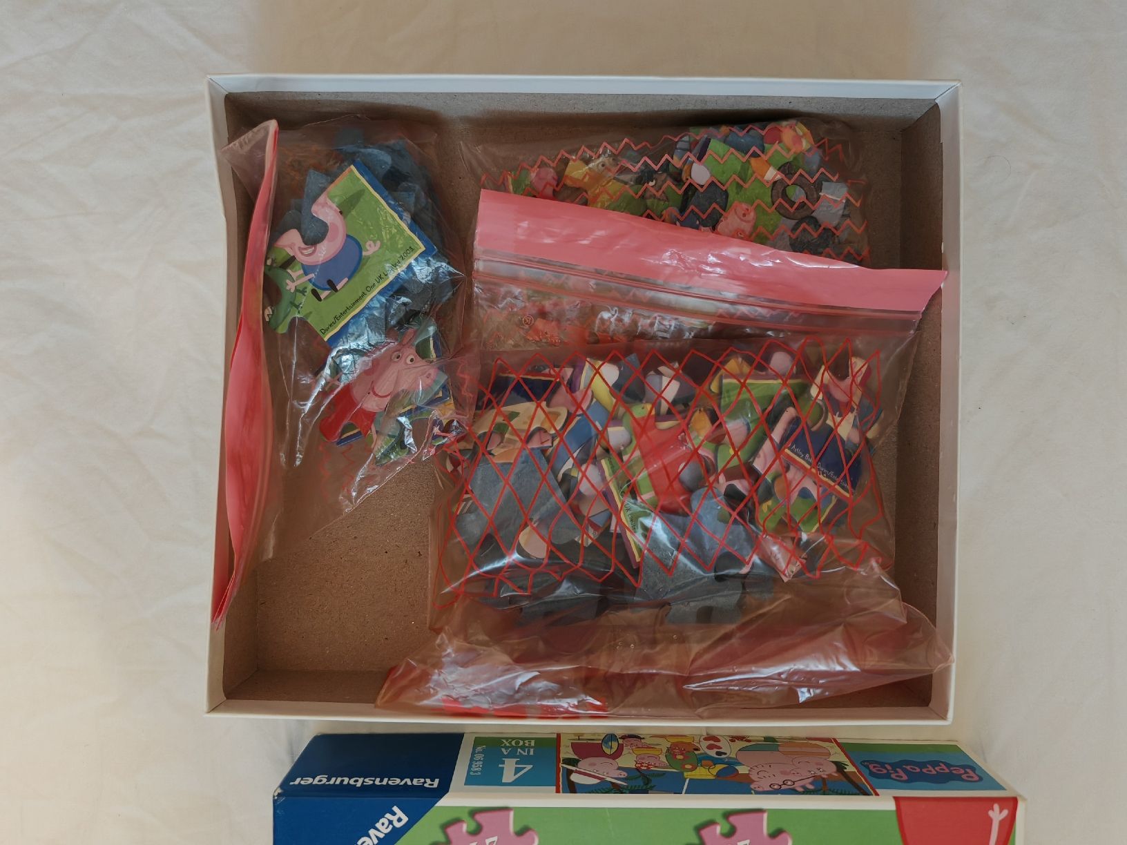 Ravensburger Puzzle: Ravensburger Peppa Pig Puzzle, 4er Set, 3+ – Usato da Uster venduto da ang_9wv7 1