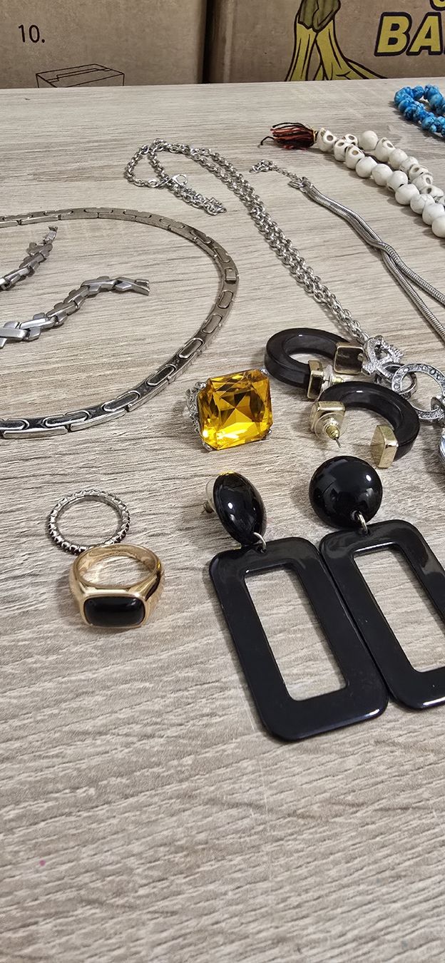 Sonstiger Schmuck: Diverser Modeschmuck /  Bikerschmuck – Gebraucht aus Ostermundigen von Gisler 4