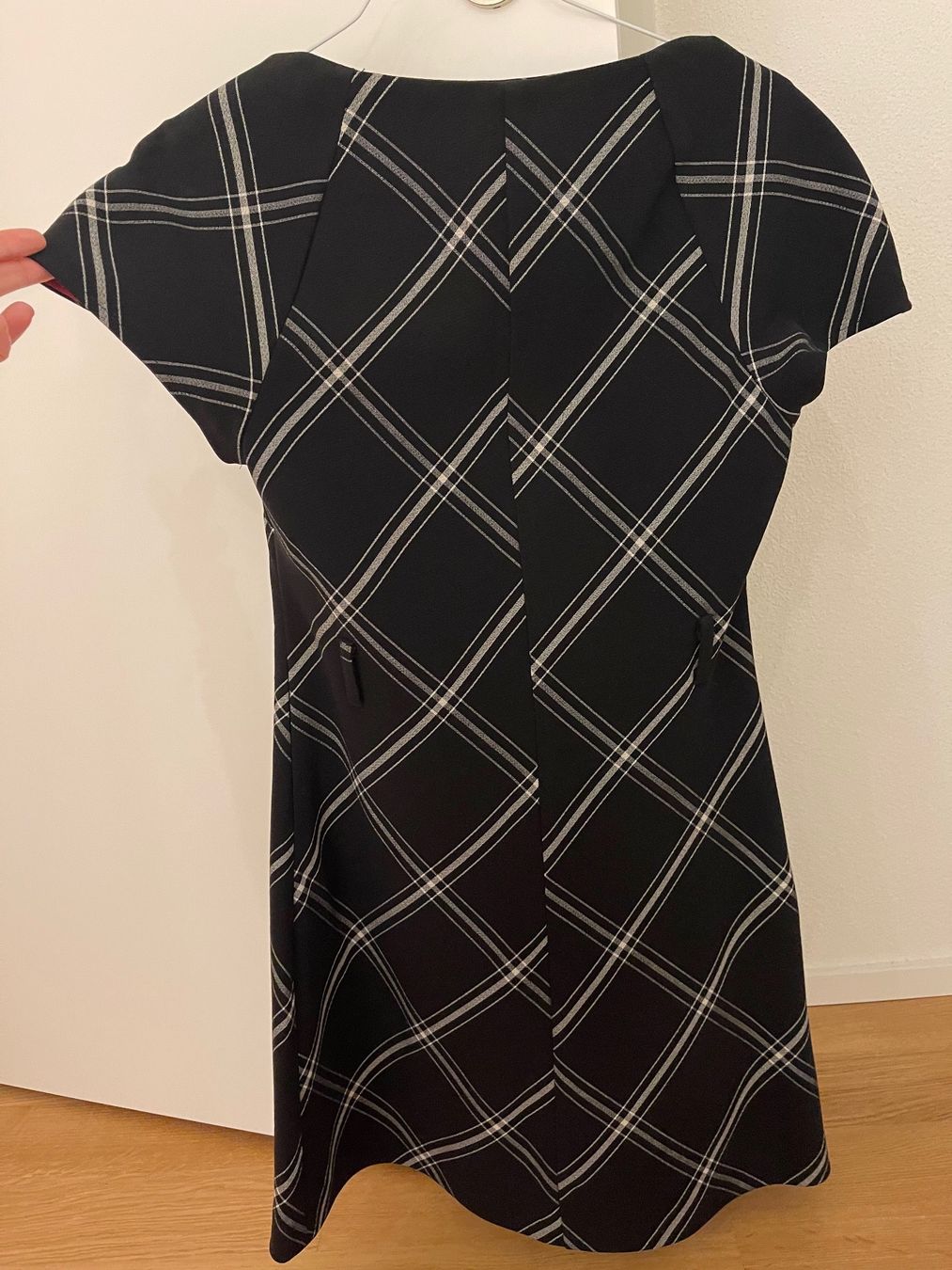 Vestiti: Dress (Italy) – Nuovo (secondo la descrizione) da Rickenbach b. Wil venduto da iah_pg6d 1