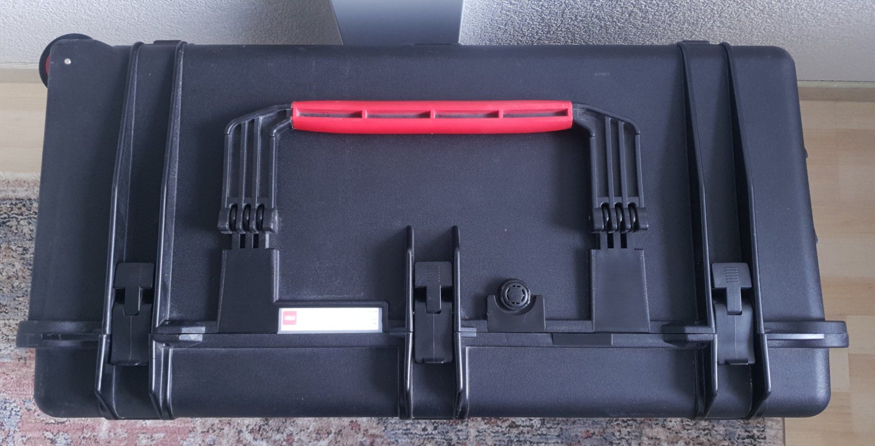 Reisekoffer: HPRC2780W  KUNSTHARZKOFFER – Gebraucht aus liestal von Traxxas.Summit- 1
