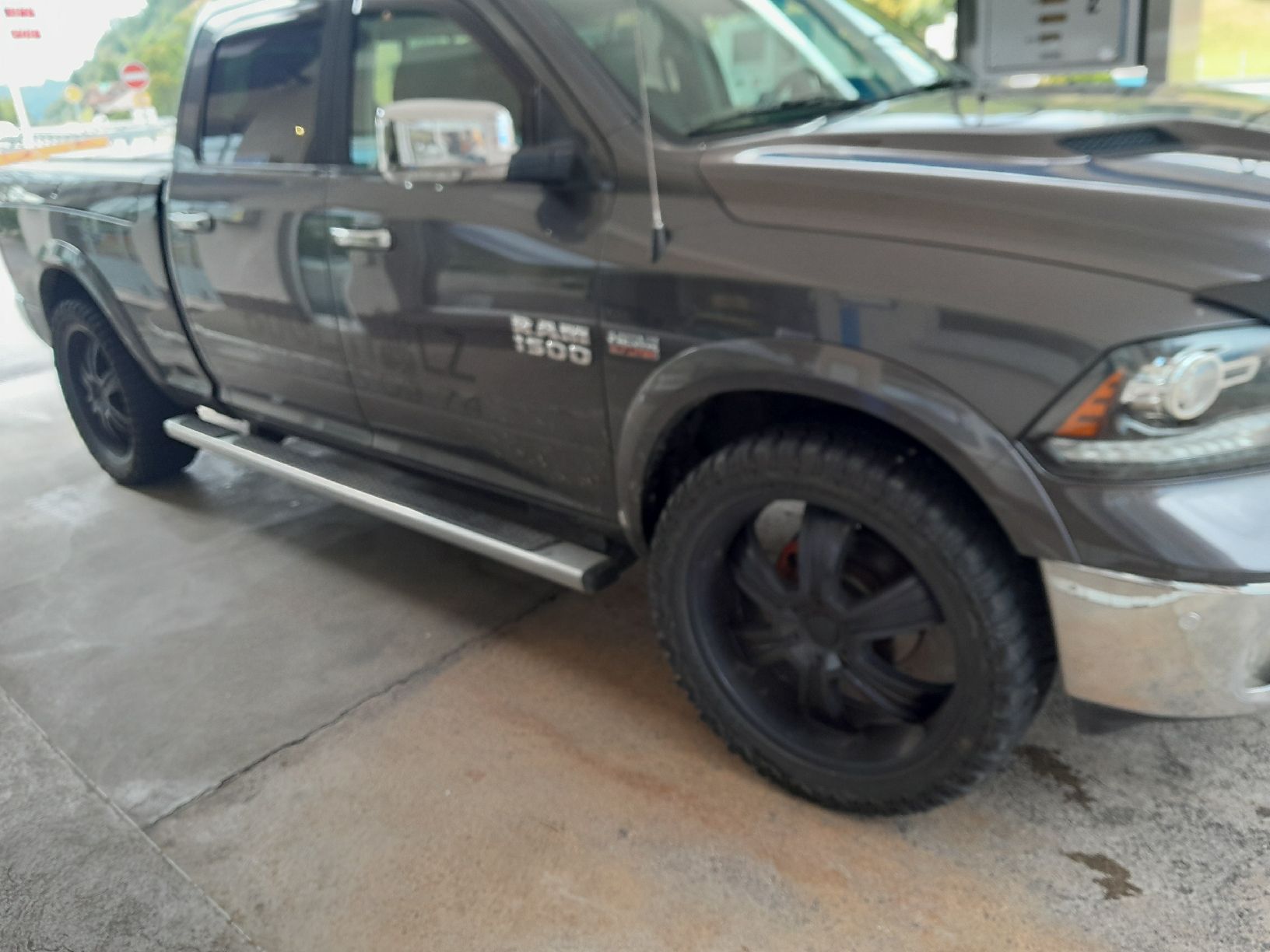 Pneumatici & Ruote complete: Dodge Ram – Usato da Marbach LU venduto da san_8kt5 5