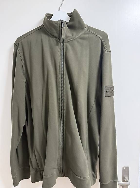 Giacche: stone Island Jacke grün – Usato da Zürich venduto da Divi64