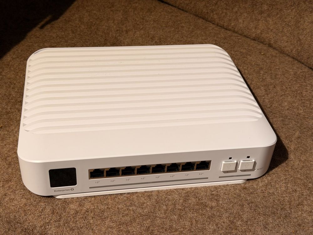 Ubiquiti PoE+ Switch Enterprise 8 10 Port (Gebraucht) in Männedorf für ...
