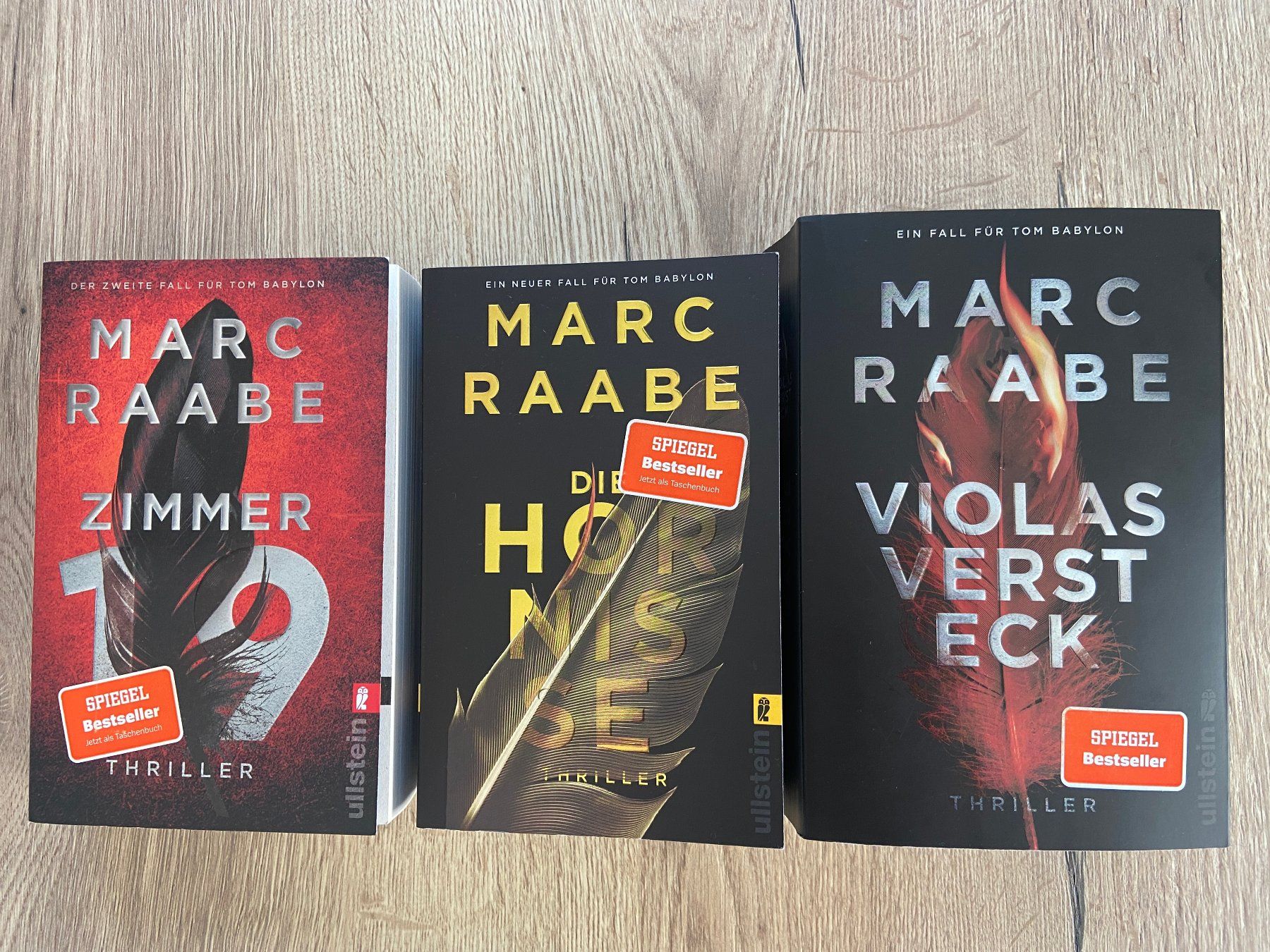 Sonstige Kleidung & Accessoires: Taschenbücher Krimi Thriller – Gebraucht aus Unterkulm von esco