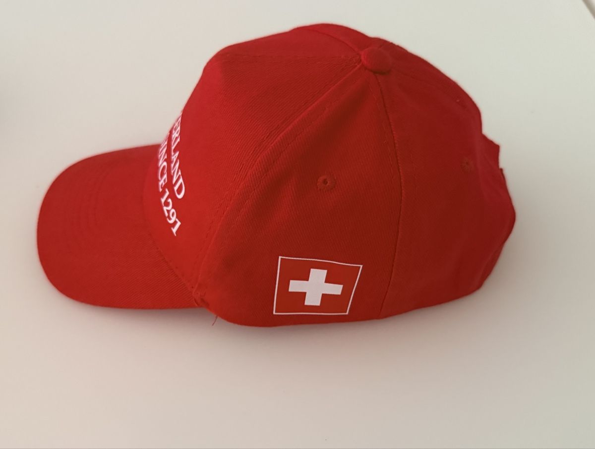 Altro in  Abbigliamento & Accessori: Schweizer Kultmütze  – Nuovo (secondo la descrizione) da Pieterlen venduto da deal2win 1