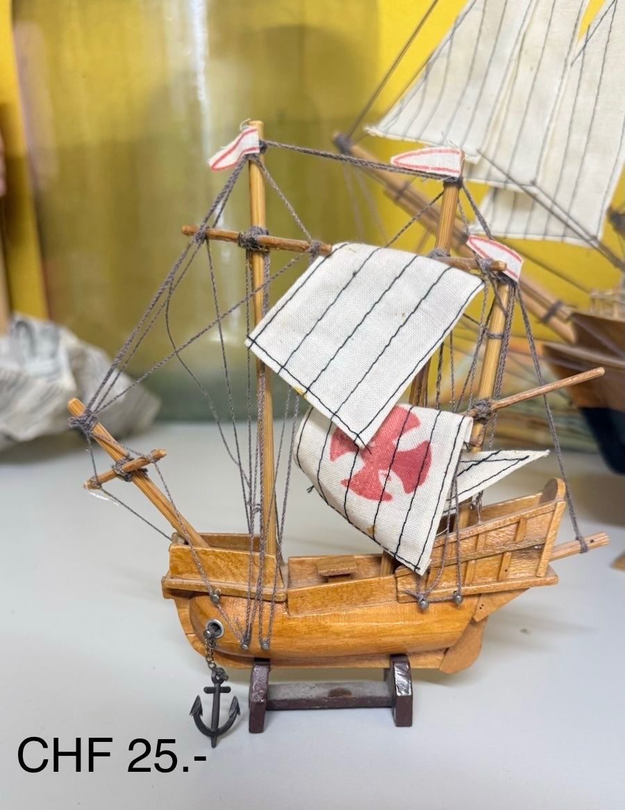 Modellbausätze & Standmodelle: 10 Dekoratives  Holz Modellschiff – Gebraucht aus Stans von pam_zw88 9
