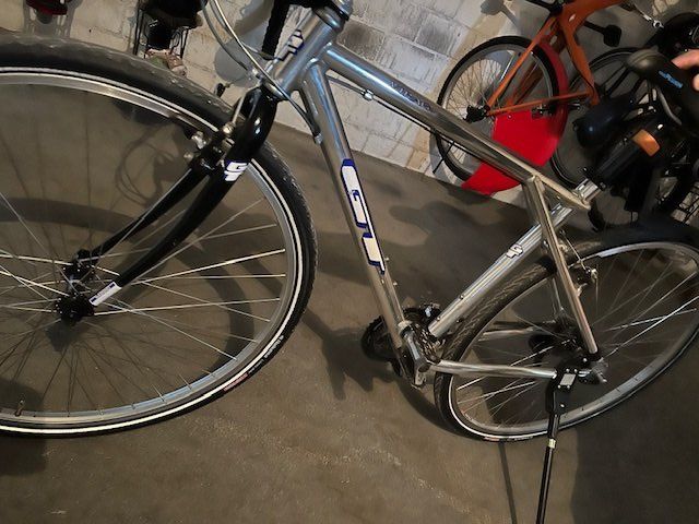 GT Vélos: Velo Avalange GT – D'occasion à Muri AG par casually 2