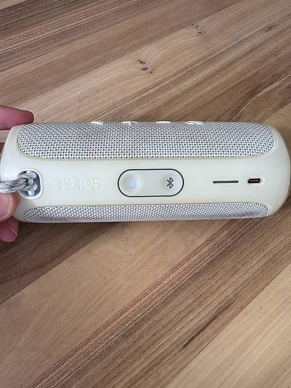 Casse acustiche: JBL Flip 5 Bluetooth-Lautsprecher weiss – Usato da Zug venduto da jonasg 2