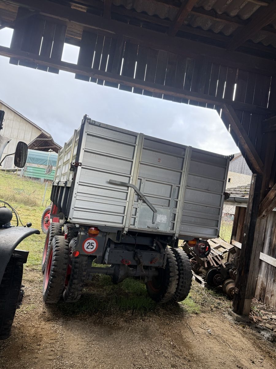 Autoribaltabili: Aufsteckwände – Usato da Bennwil venduto da Ford5600t 2