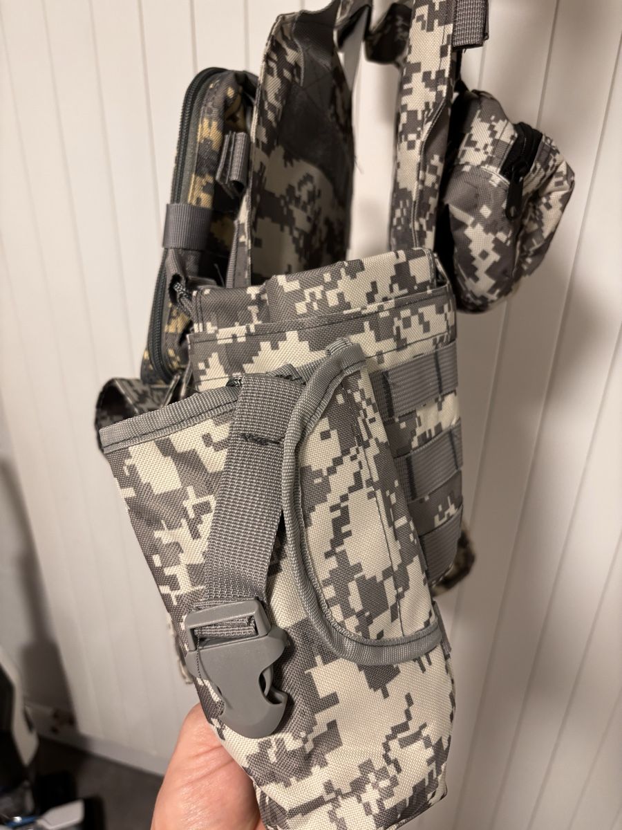 Uniformi: Taktische Weste - Neu – Nuovo (secondo la descrizione) da Appenzell venduto da pfa_6gzm 5