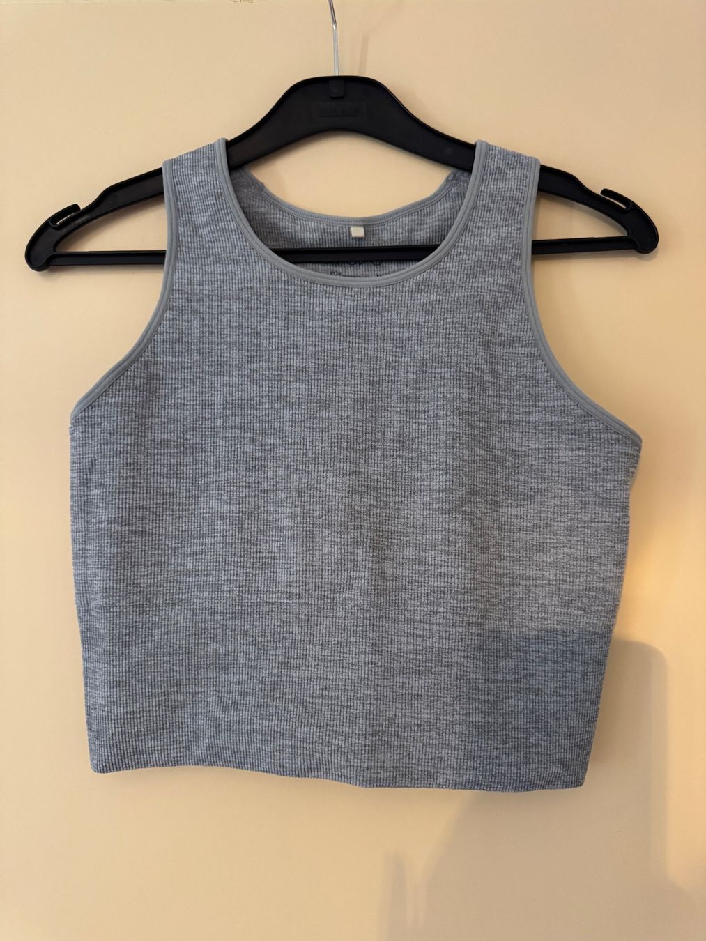 H&M Tops: H&M move top M – Gebraucht aus Lumino von mar_9pn2