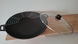 Gusseisen Wokpfanne mit Deckel  - Top Zustand!