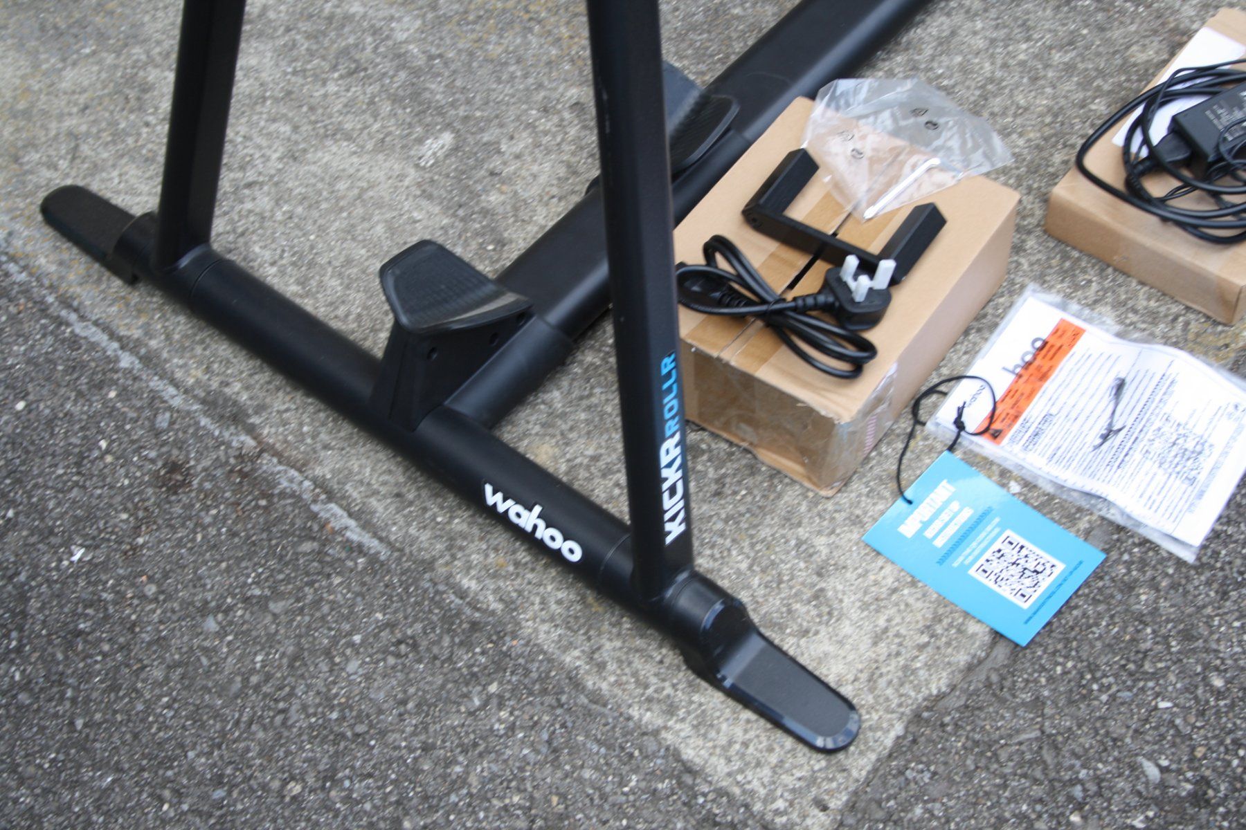 Wahoo Hometrainer: KICKR ROLLER WAHOO – Usato da Wauwil venduto da Pneuedy 4