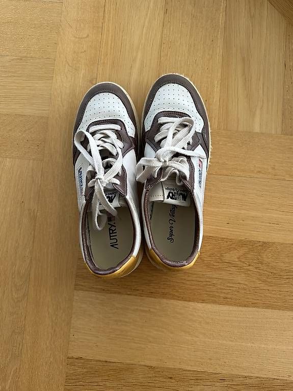 Scarpe da uomo: Autry 42 – Usato da Pully venduto da tarra26 3