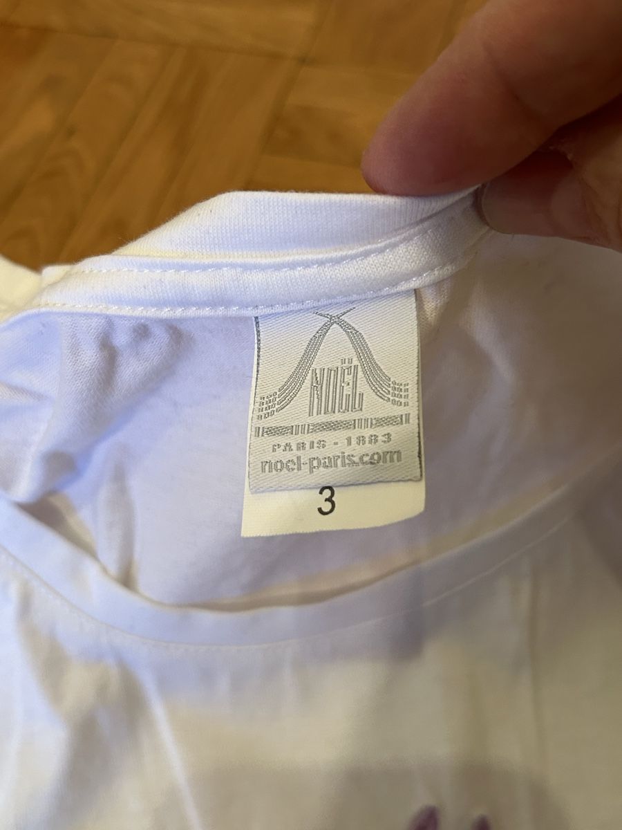 T-shirt: T-shirt brodé – Usato da Vufflens-la-Ville venduto da newlifegva 2