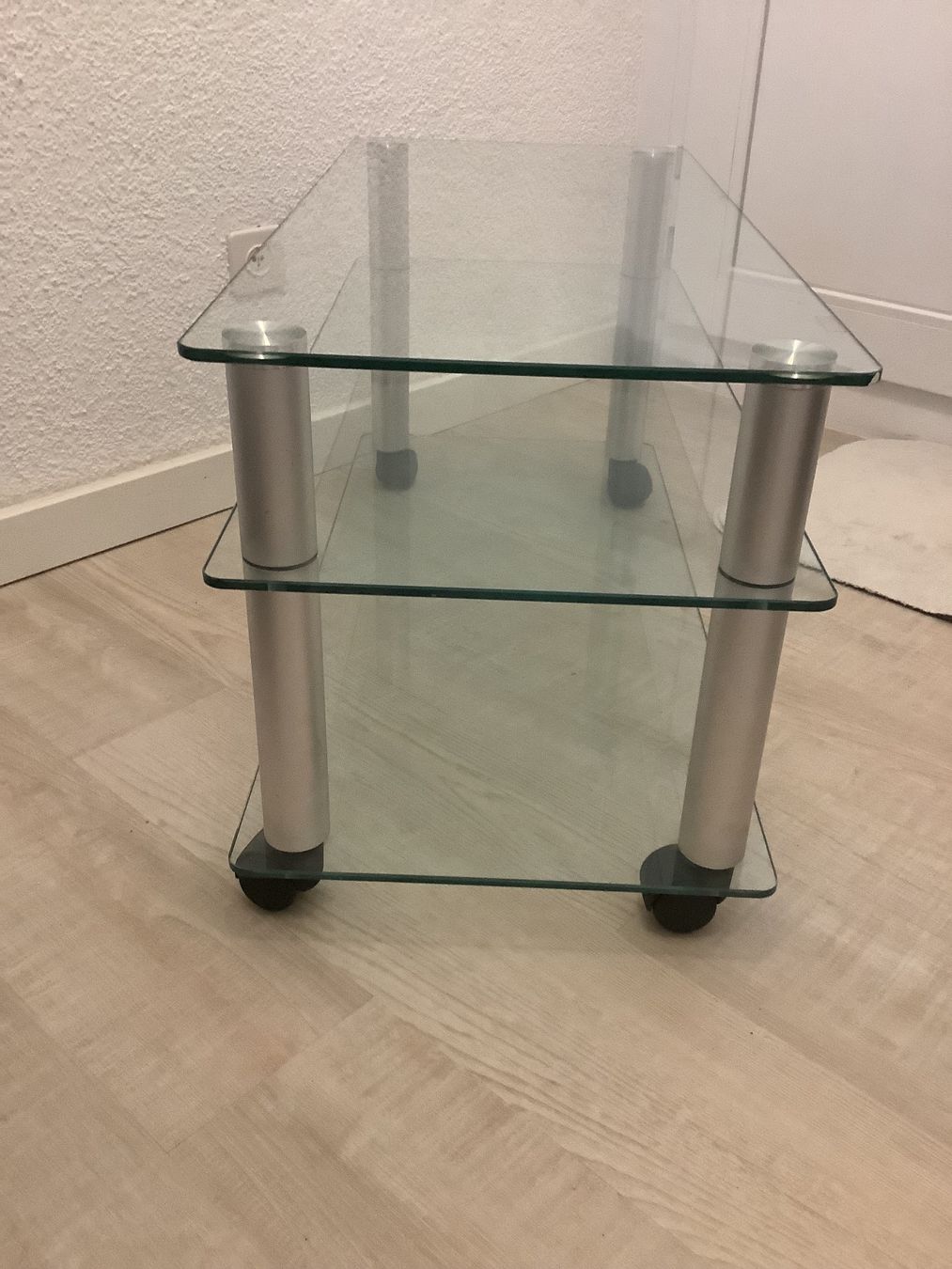 Mobili TV: Meuble télé en verre – Usato da Chancy venduto da Capu19 4