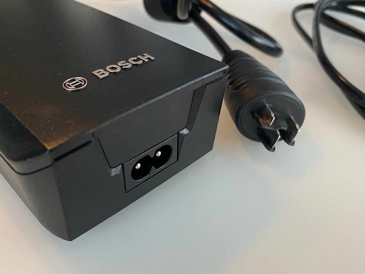 Bosch Chargeurs: BOSCH E-Bike Ladegerät - 2 Ampere – D'occasion à St. Gallen par steni7172 4