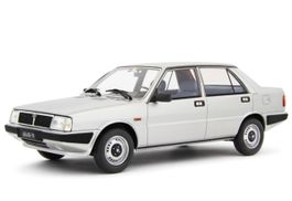 Lancia Prisma 1300 (Intermedia) 1985 1/18 LAUDORACING LM173B