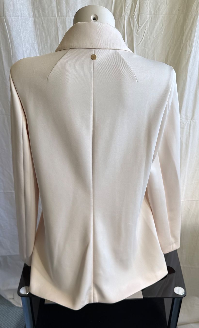 Marc Cain Giacche: Toller Blazer von MarcCain Gr. 40 – Usato da Pfäffikon ZH venduto da Margot1 1