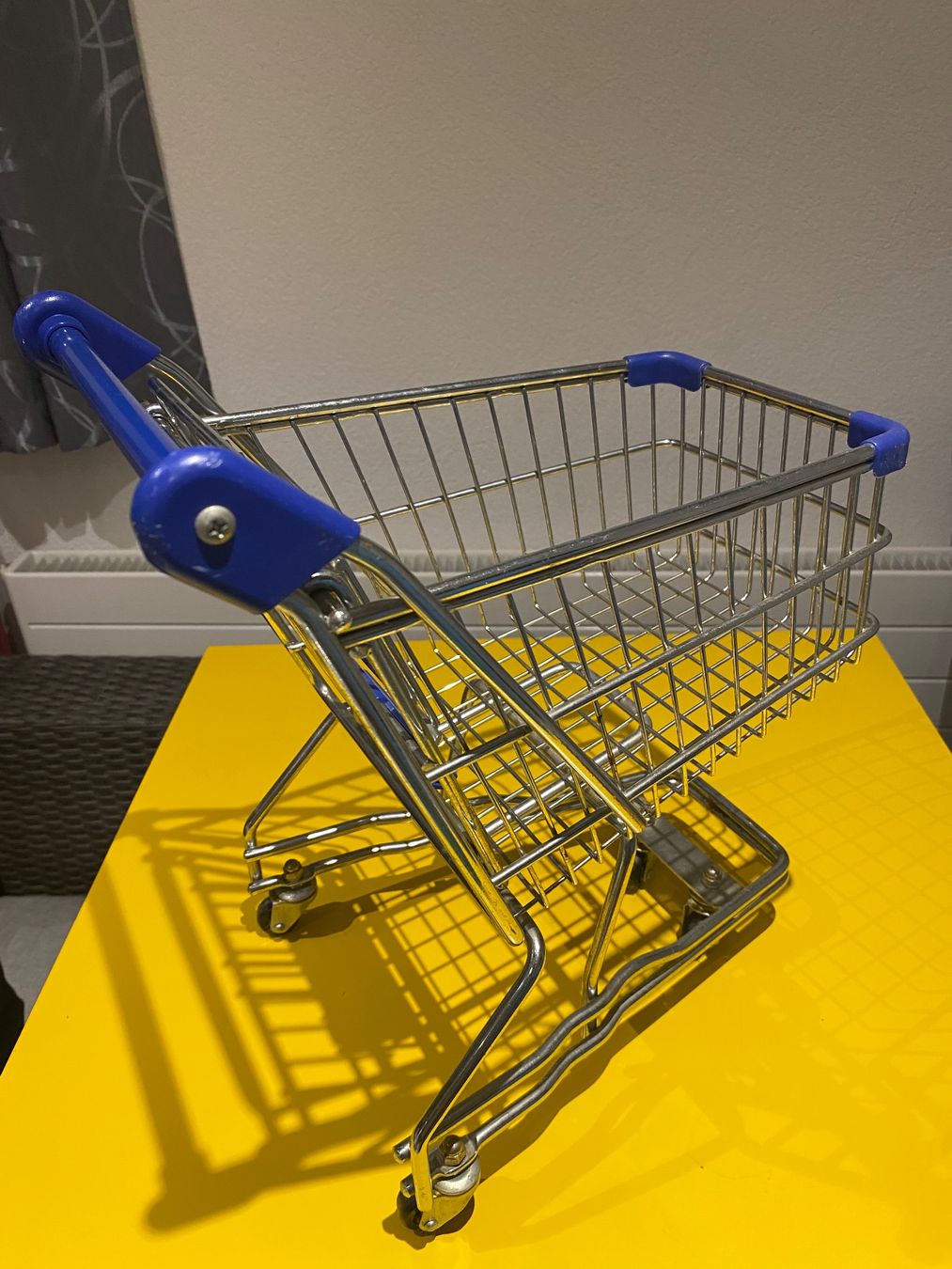 Tutte le decorazioni: Mini Einkaufswagen Metall – Usato da Fislisbach venduto da mirco50 2
