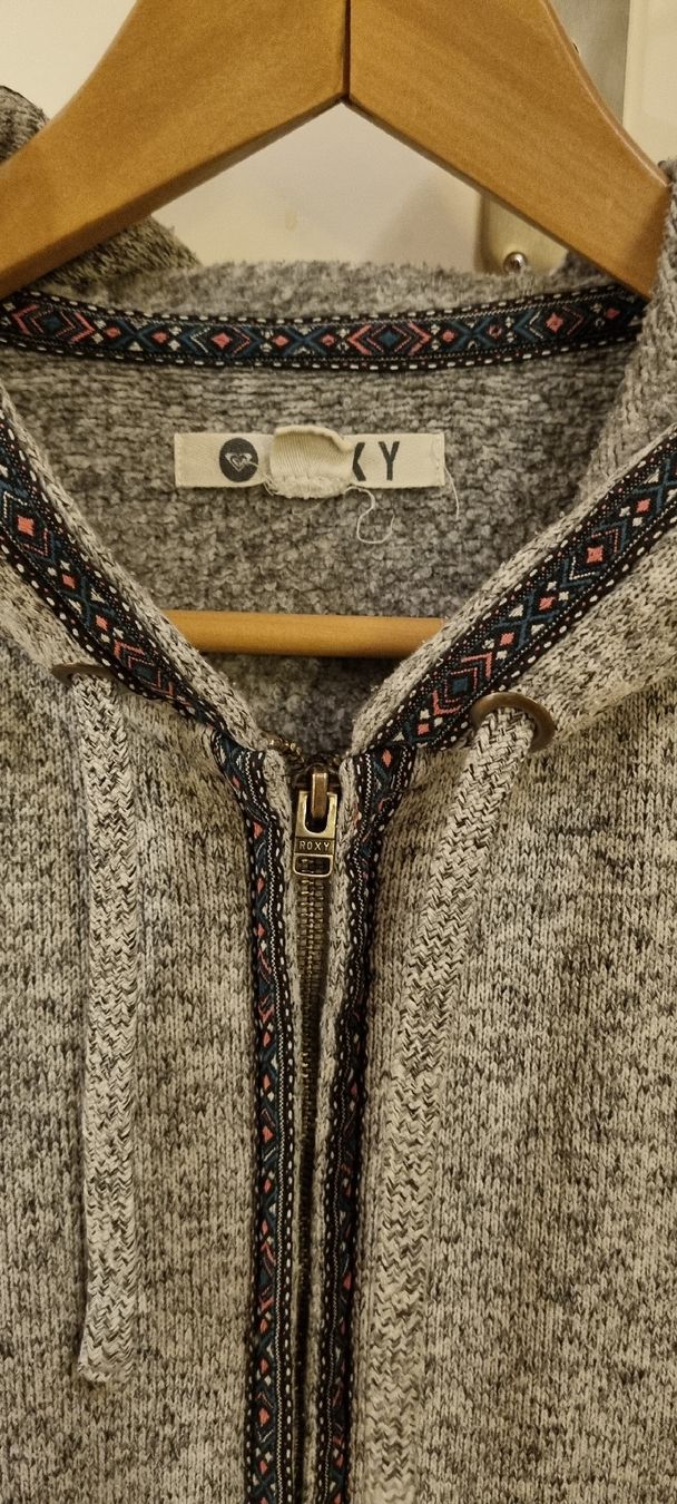 Roxy Maglioni & Felpe: Schöner Roxy Hoodie / Pullover in S / grau – Usato da Stäfa venduto da Curly_sue 1