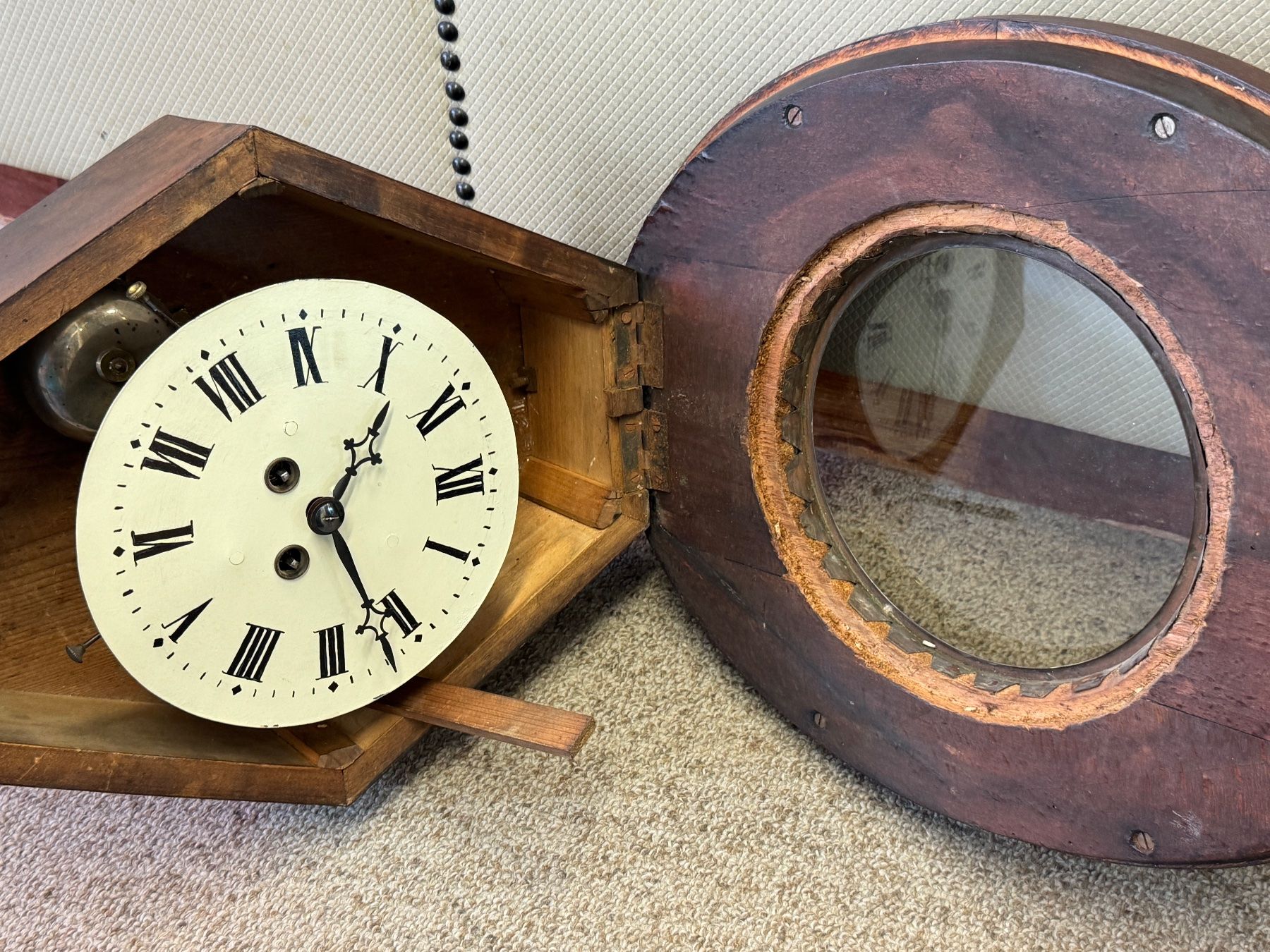 Stand- & Wanduhren: Oeil de Boeuf – Gebraucht aus Schönenwerd von Comtoise 5