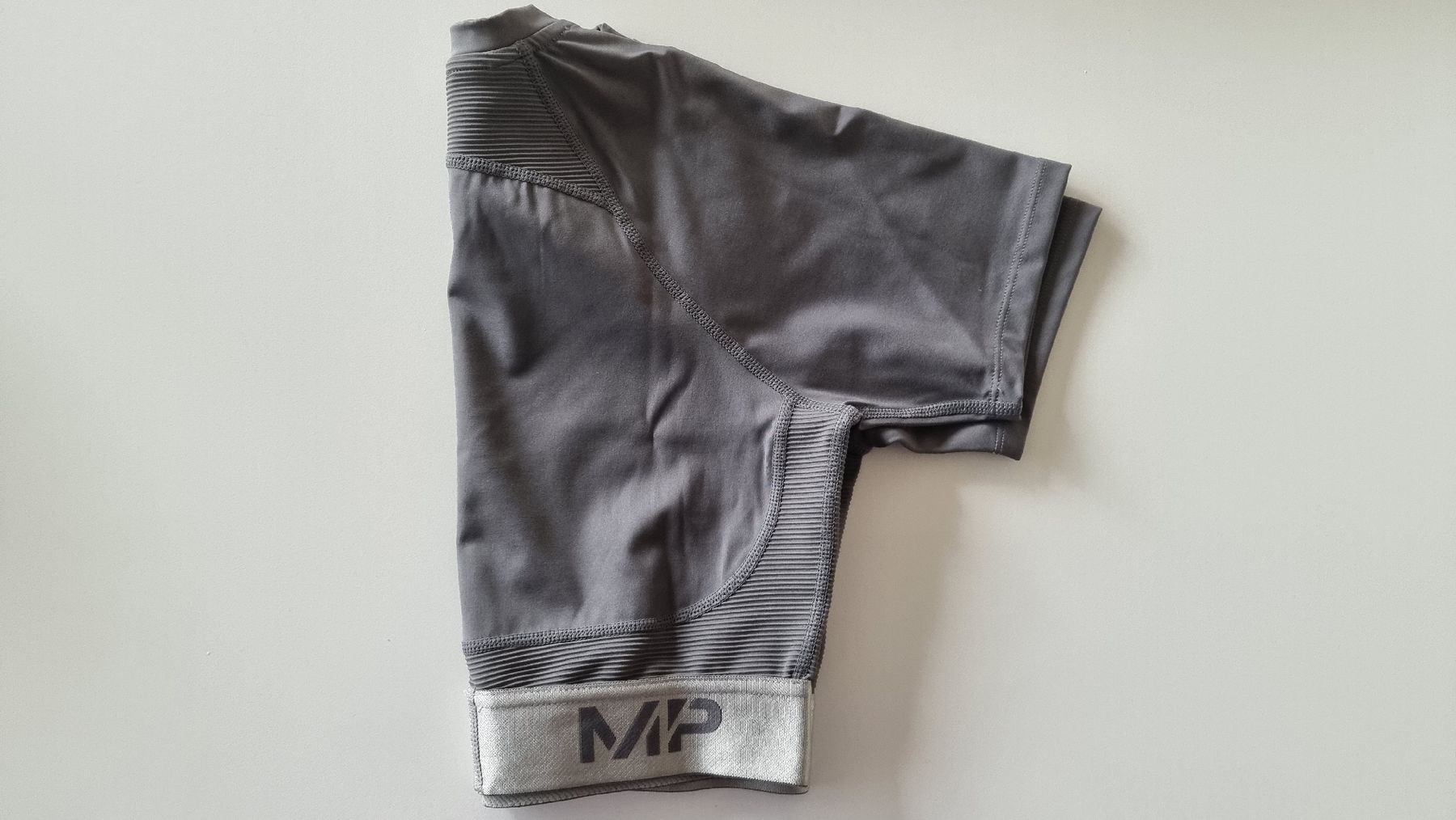 Top: Neue Crop Top, Marke MYPROTEIN – Nuovo e nell'imballaggio originale da Balgach venduto da Patty04 1