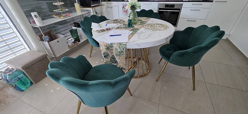 Set de table et chaises: Esstisch und Stühle  – D'occasion à Birrwil par pet_r5fz 1