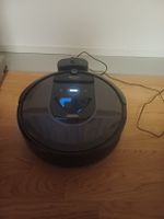 iRobot Roomba i8