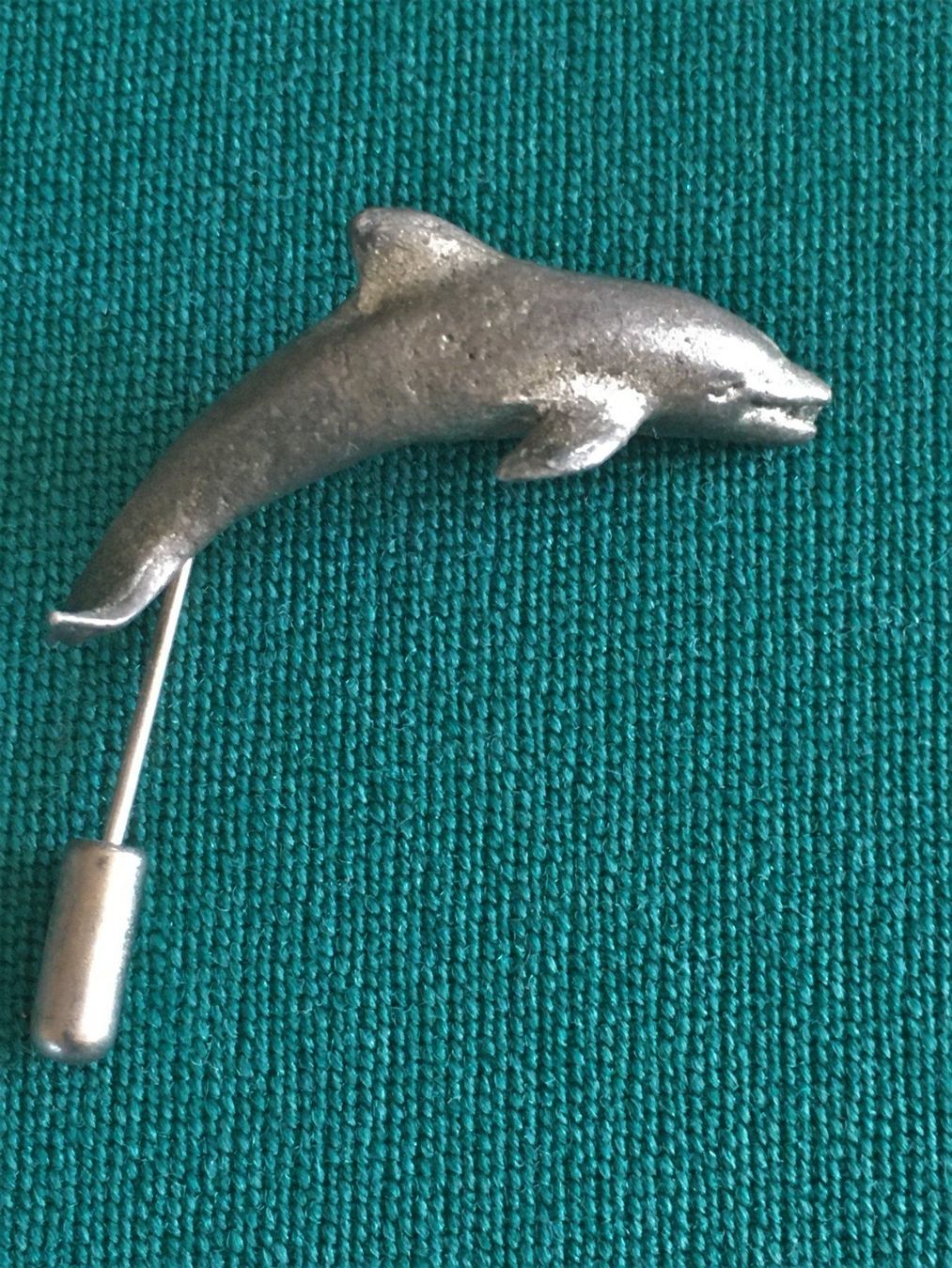 Spille & Fermagli: Delfin Anstecknadel, Metall – Usato da Oetwil am See venduto da Kookaburra_1